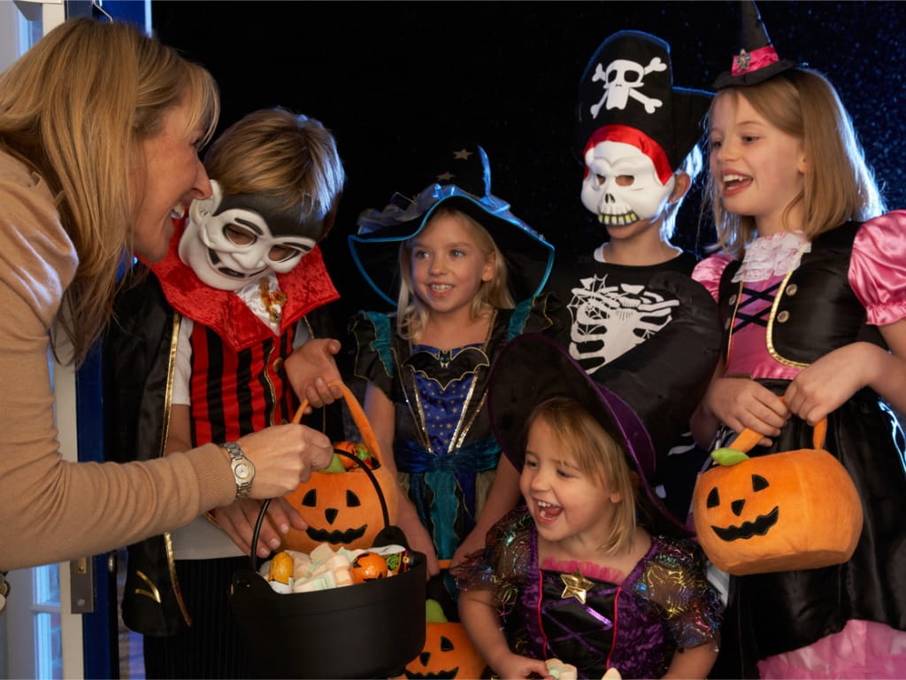 Children trick or treating on Halloween