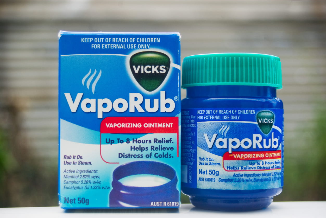 Don't use Vicks VapoRub for teeth whitening, not safe to eat
